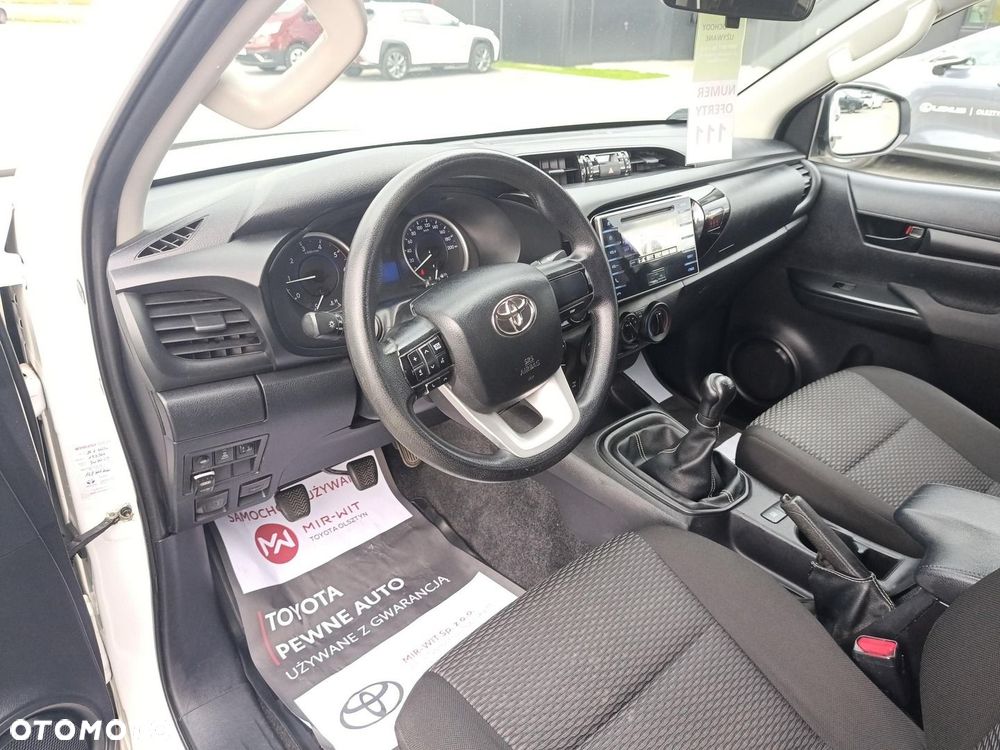 Toyota Hilux 2.4 D-4D Double Cab DLX 4x4 - 28