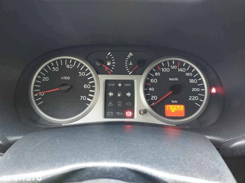 Renault Clio 1.2 16V Dynamique - 11