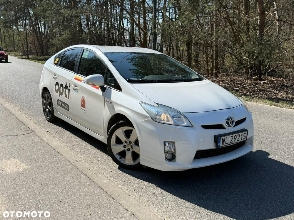 Toyota Prius 1.8 HSD Active - 13