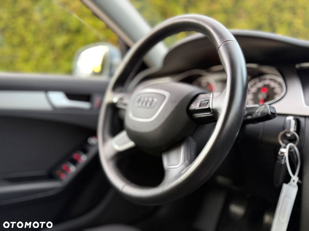 Audi A4 Avant 2.0 TDI DPF Attraction - 25