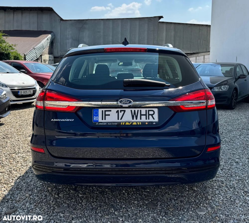 FORD Mondeo 2021 — imagine 12