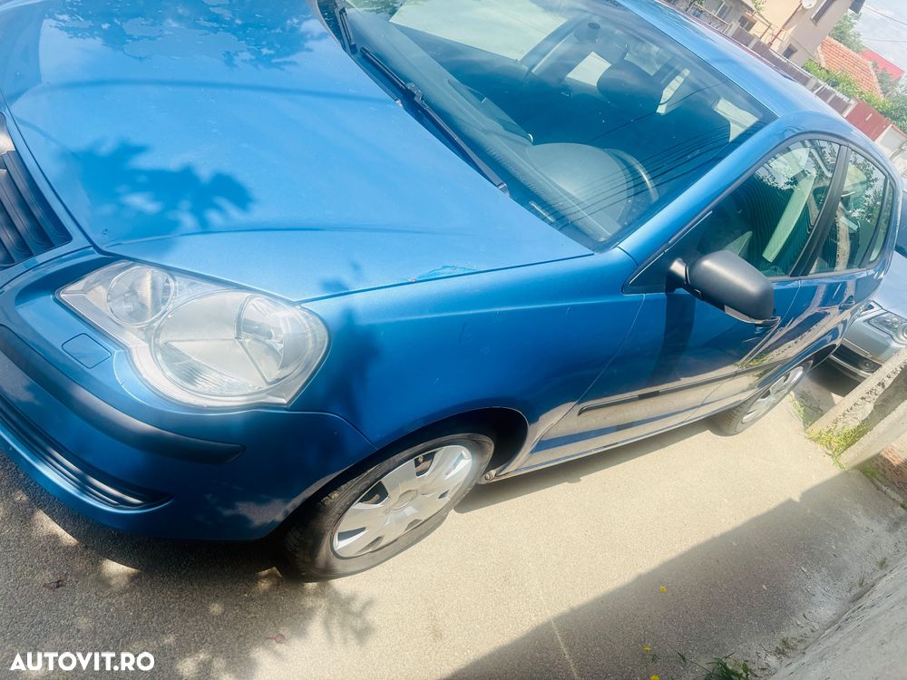 Volkswagen Polo - 2