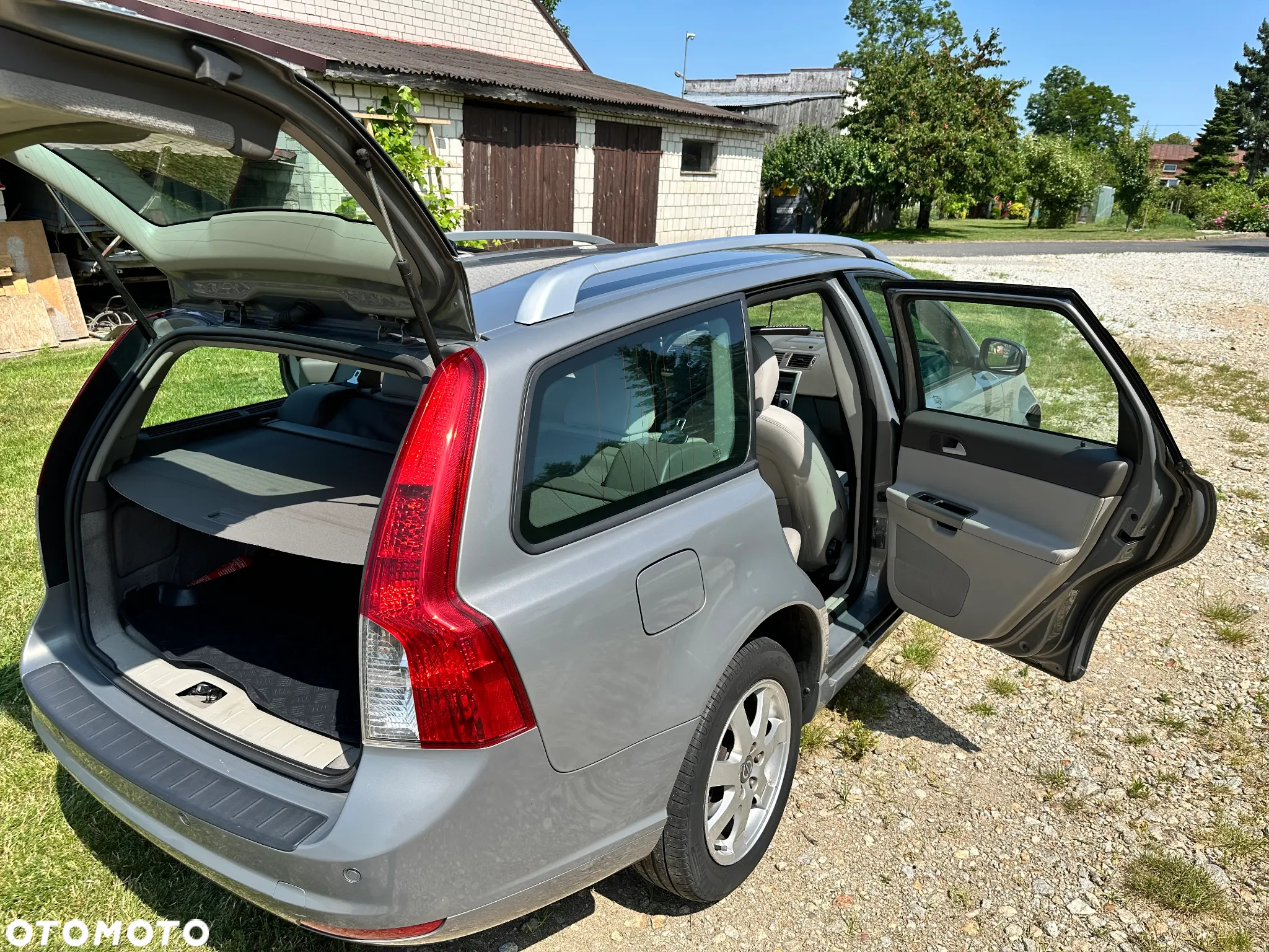 Volvo V50 2.0D Summum - 2