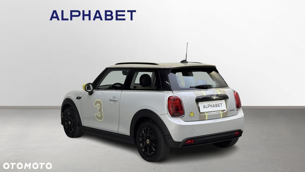 MINI Cooper SE Classic Trim - 5