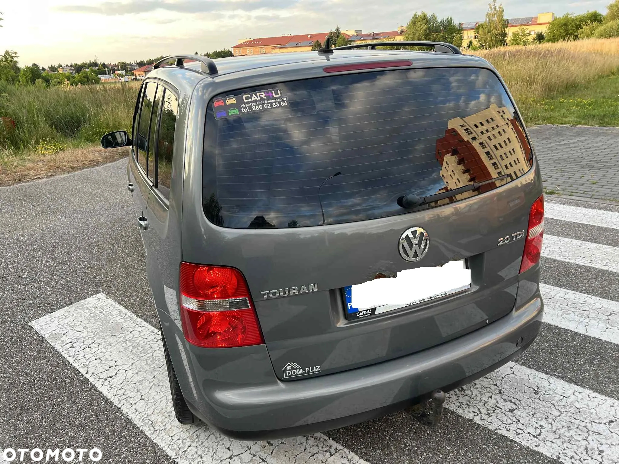 Volkswagen Touran 2.0 TDI Highline DSG - 18
