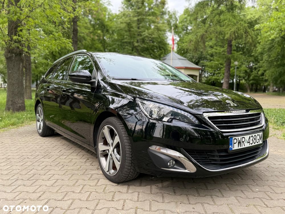 Peugeot 308 PureTech 130 GPF EAT8 Stop & Start Allure Pack - 3