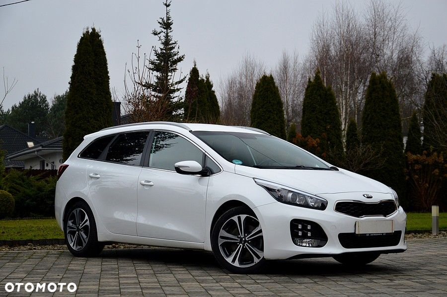 Kia Ceed 1.6 CRDi 136 DCT ISG GT Line - 4