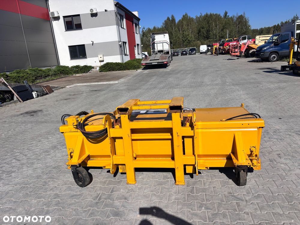 JCB Zamiatarka, szczotka do zamiatania SC240 - 6