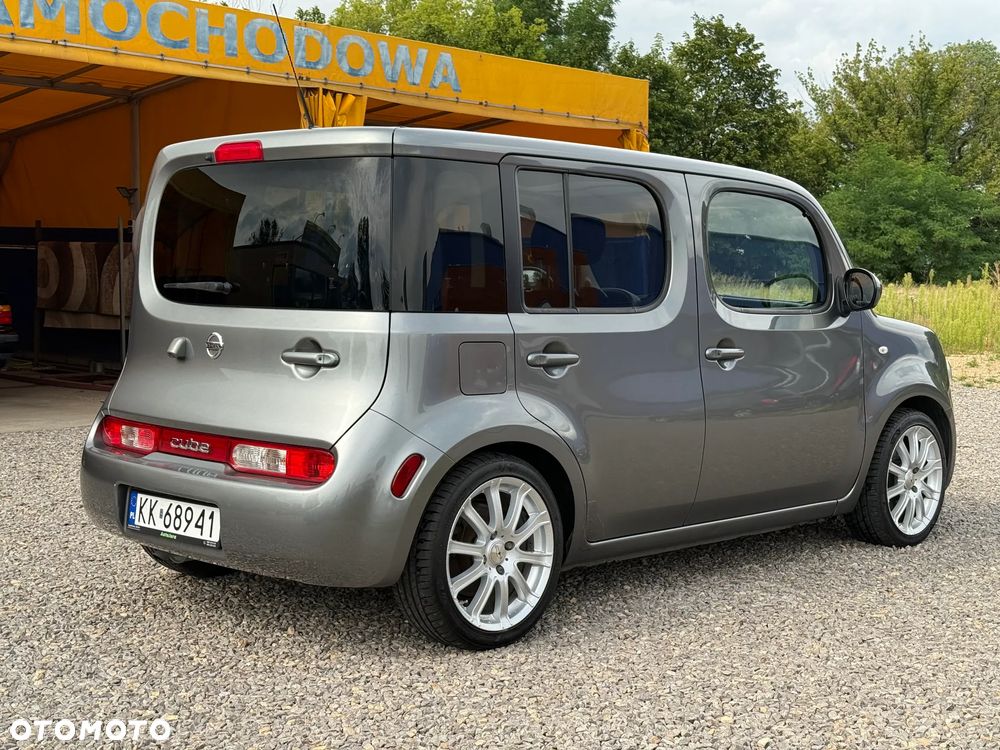 Nissan Cube - 8