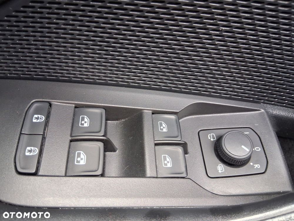 Skoda Octavia 1.5 TSI e-Tec Sportline DSG - 24