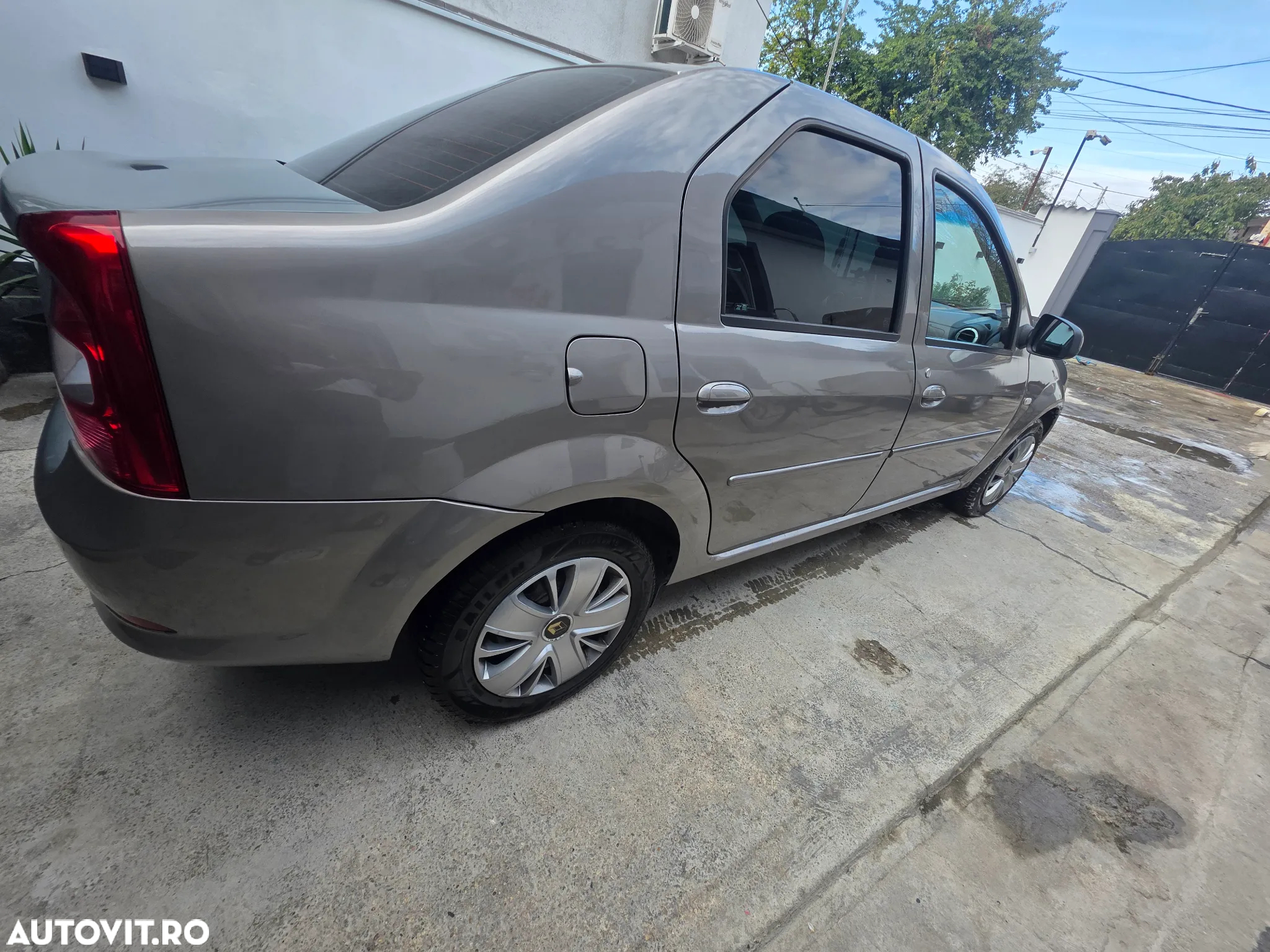 Dacia Logan - 5