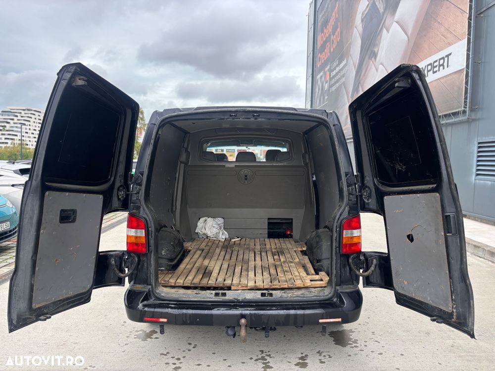 Volkswagen Transporter - 11