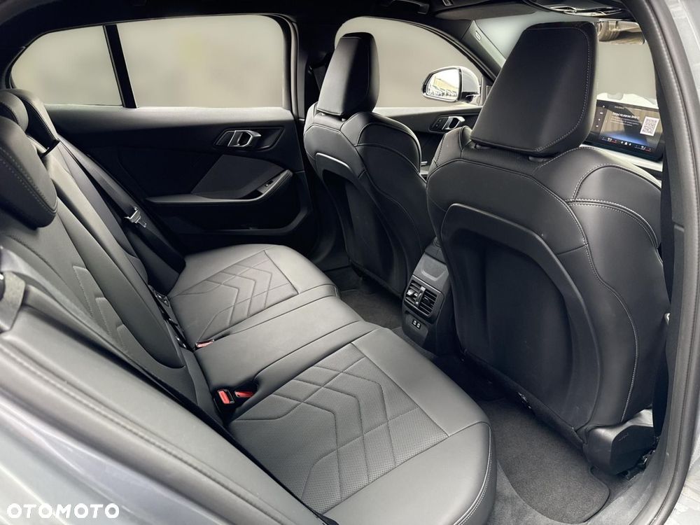 BMW Seria 1 - 15