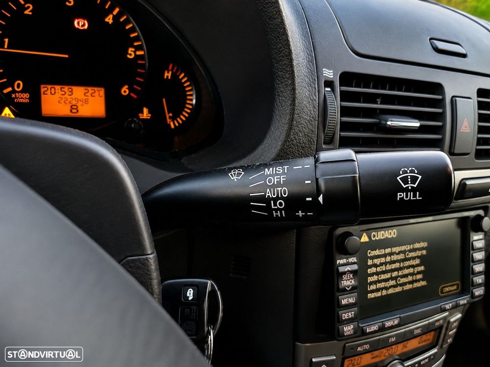 Toyota Avensis - 17