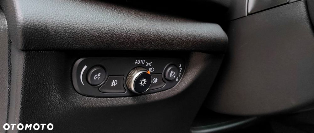 Opel Insignia - 10