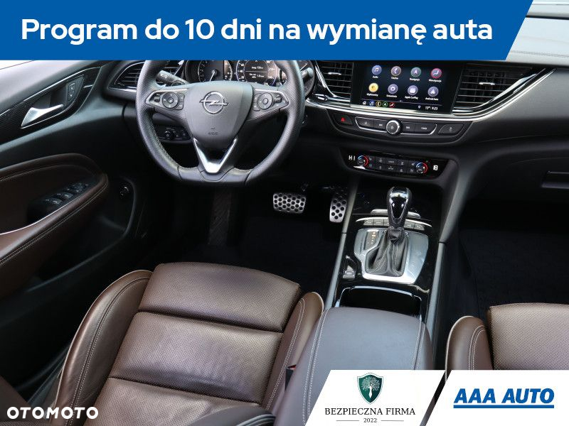 Opel Insignia - 8