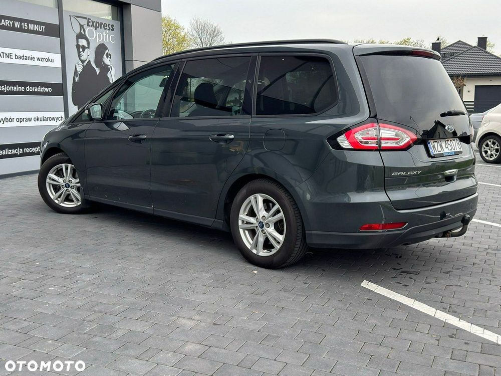 Ford Galaxy - 12