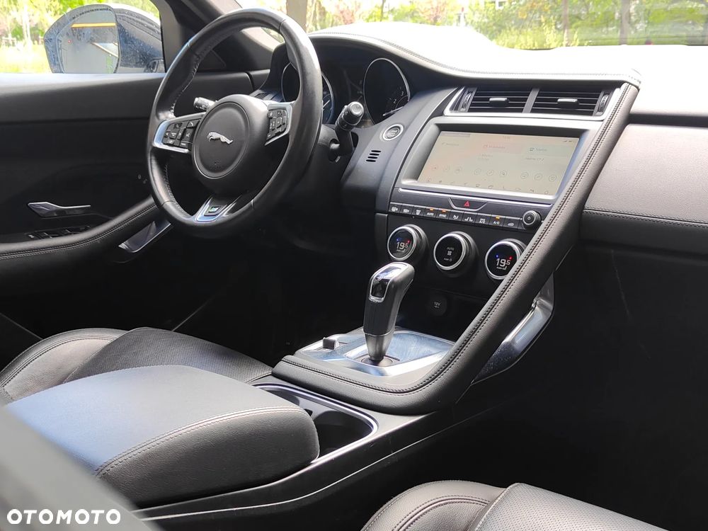 Jaguar E-Pace P300 AWD Sport - 20