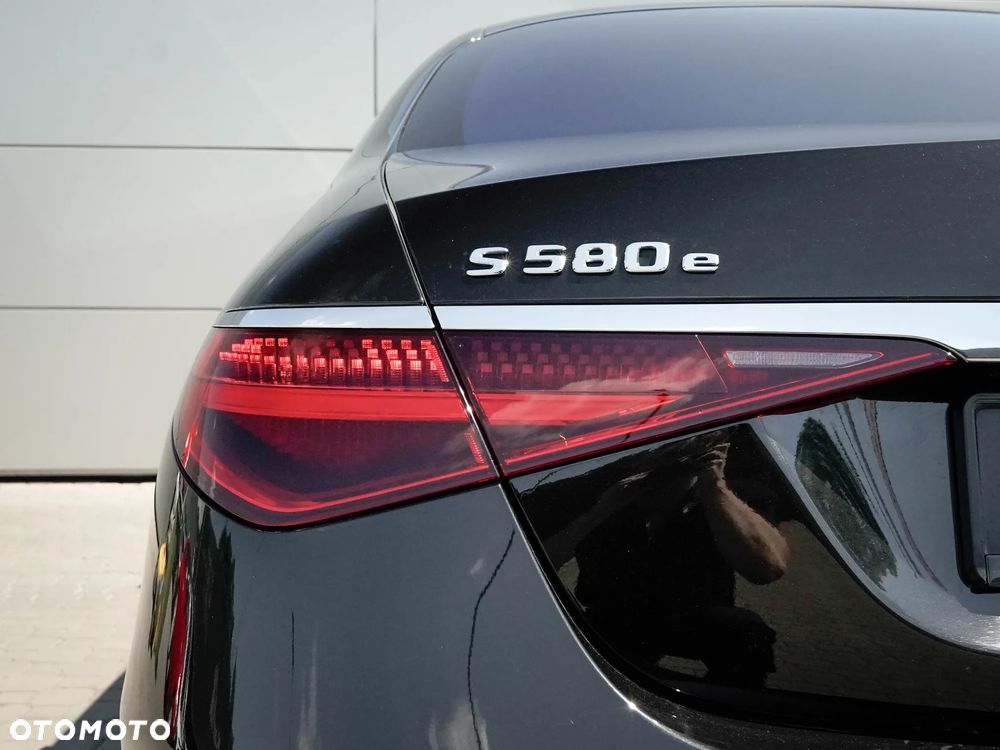 Mercedes-Benz Klasa S 580 e PHEV 4-Matic AMG Line 9G-TRONIC - 8