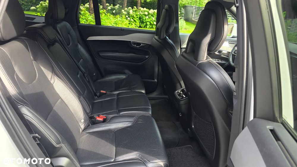 Volvo XC 90 D5 SCR AWD Inscription 7os - 22