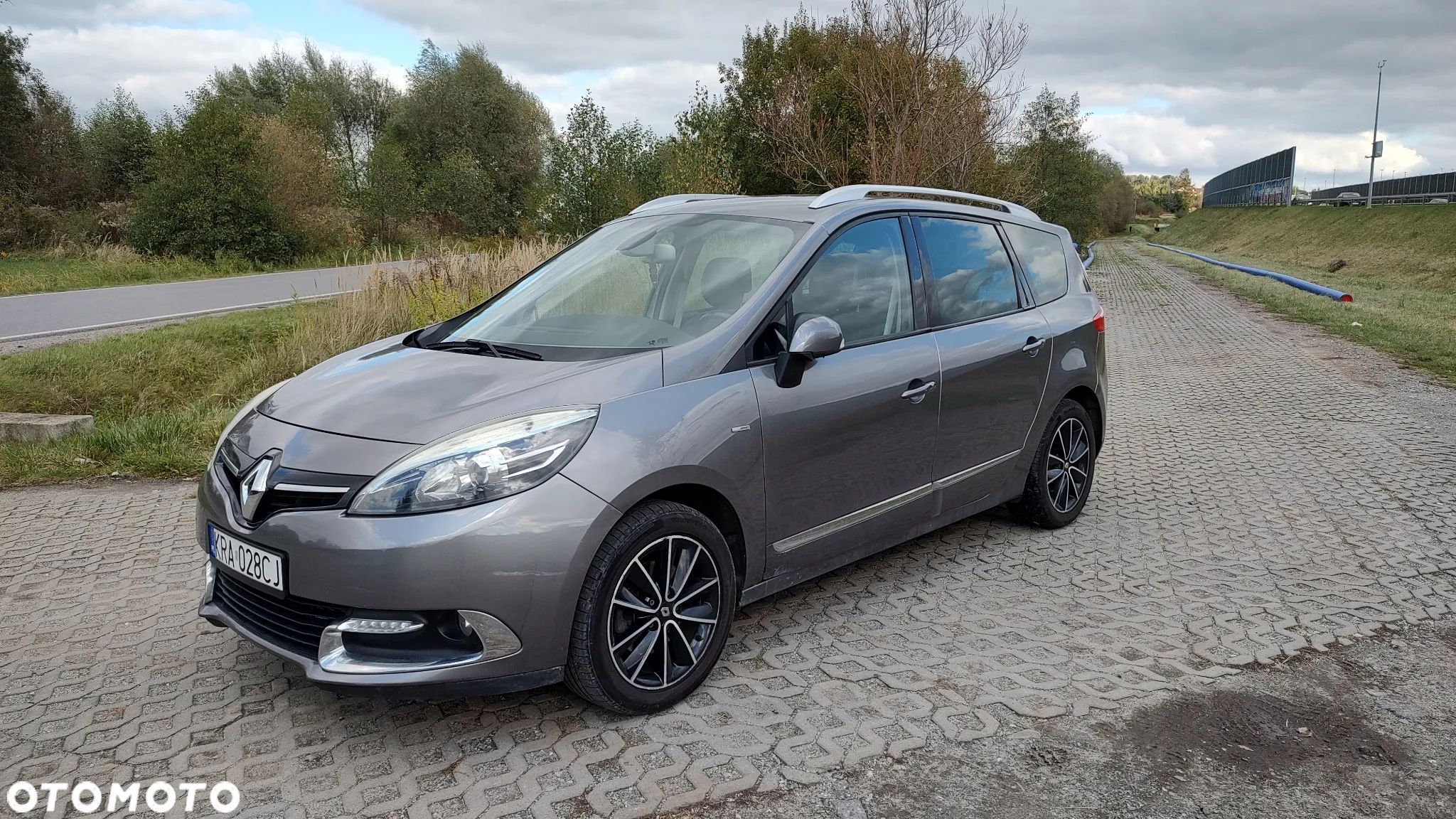 Renault Grand Scenic ENERGY dCi 110 S&S Bose Edition - 1