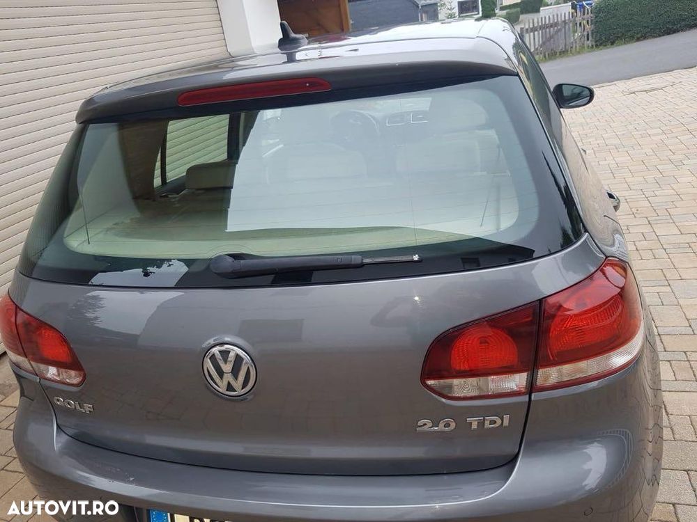 Volkswagen Golf 2.0 TDI DPF Highline - 6