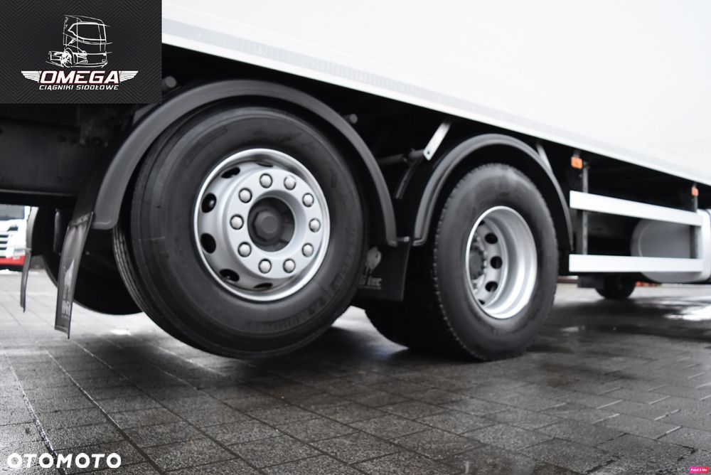 Volvo FM 330 Euro 6 / Kontener 9,4 m / kufer 9,4 m / - 25