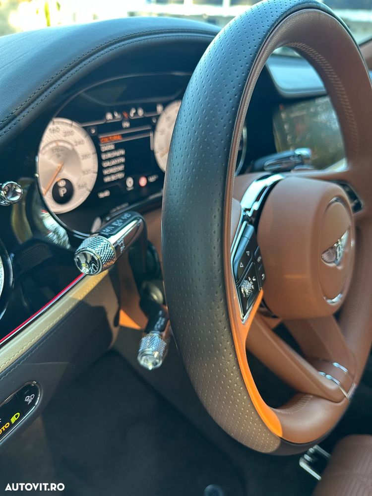 Bentley Flying Spur - 12