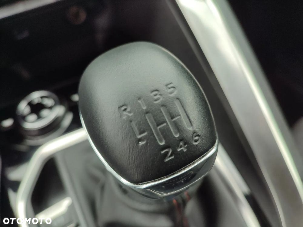 Peugeot 5008 PureTech 130 Stop & Start Active Business-Paket - 29