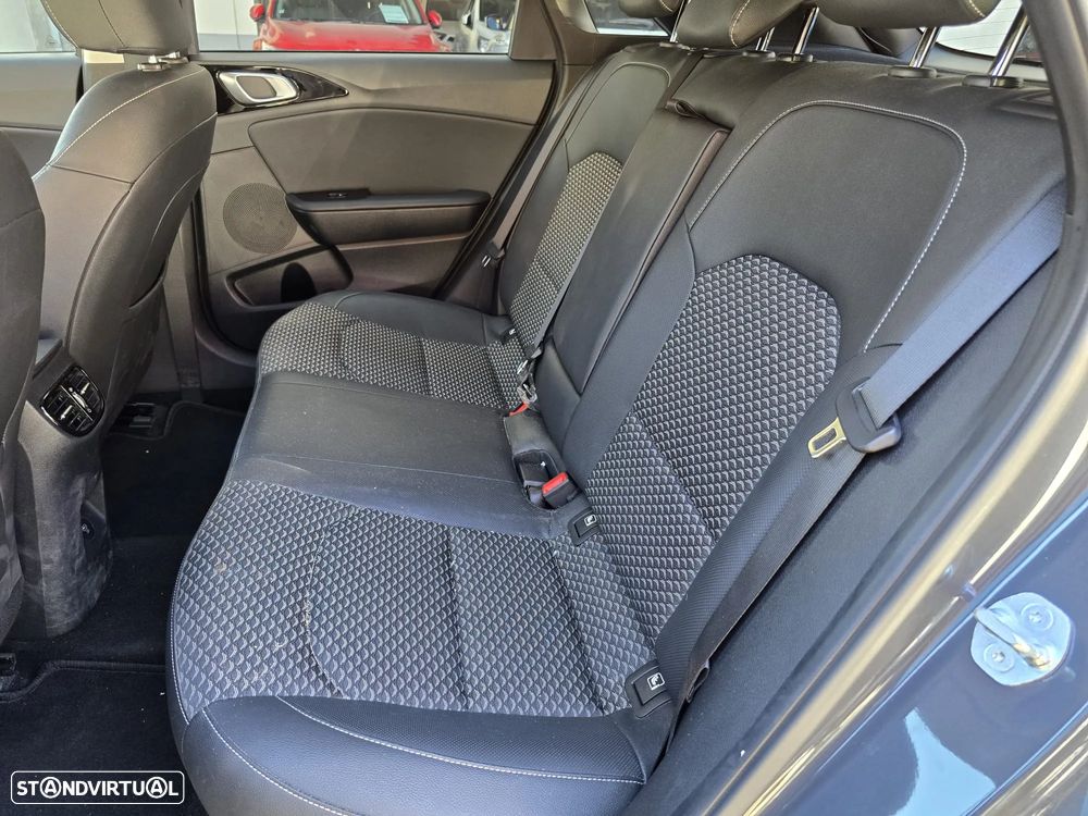 Kia Ceed 1.0 T-GDI Sport - 17