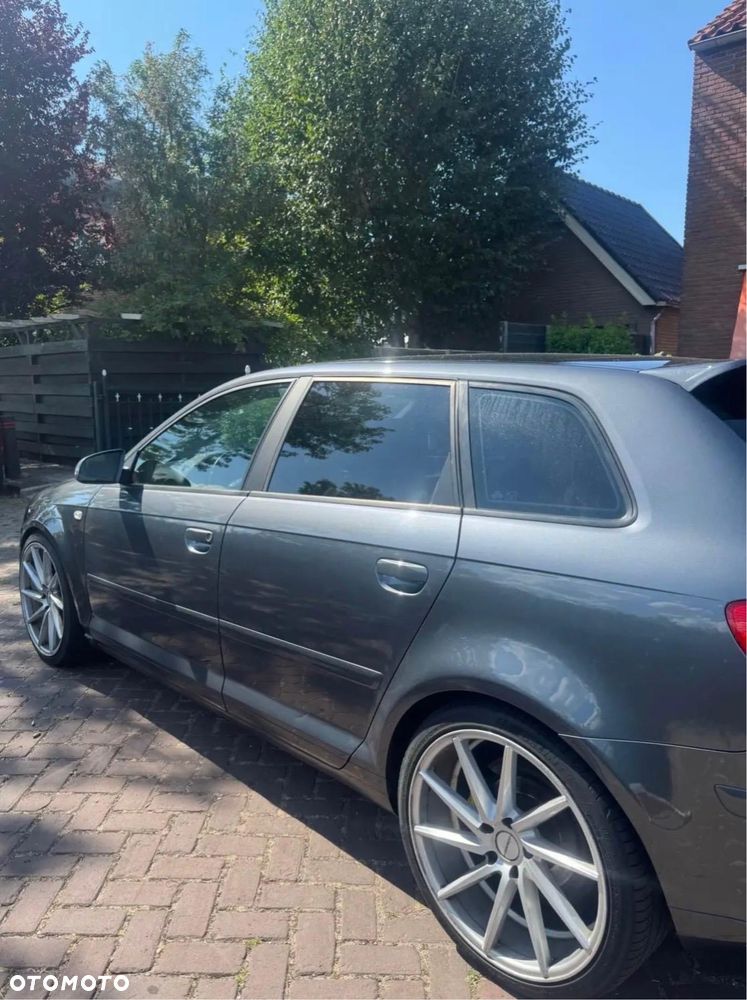 Audi A3 Sportback - 4