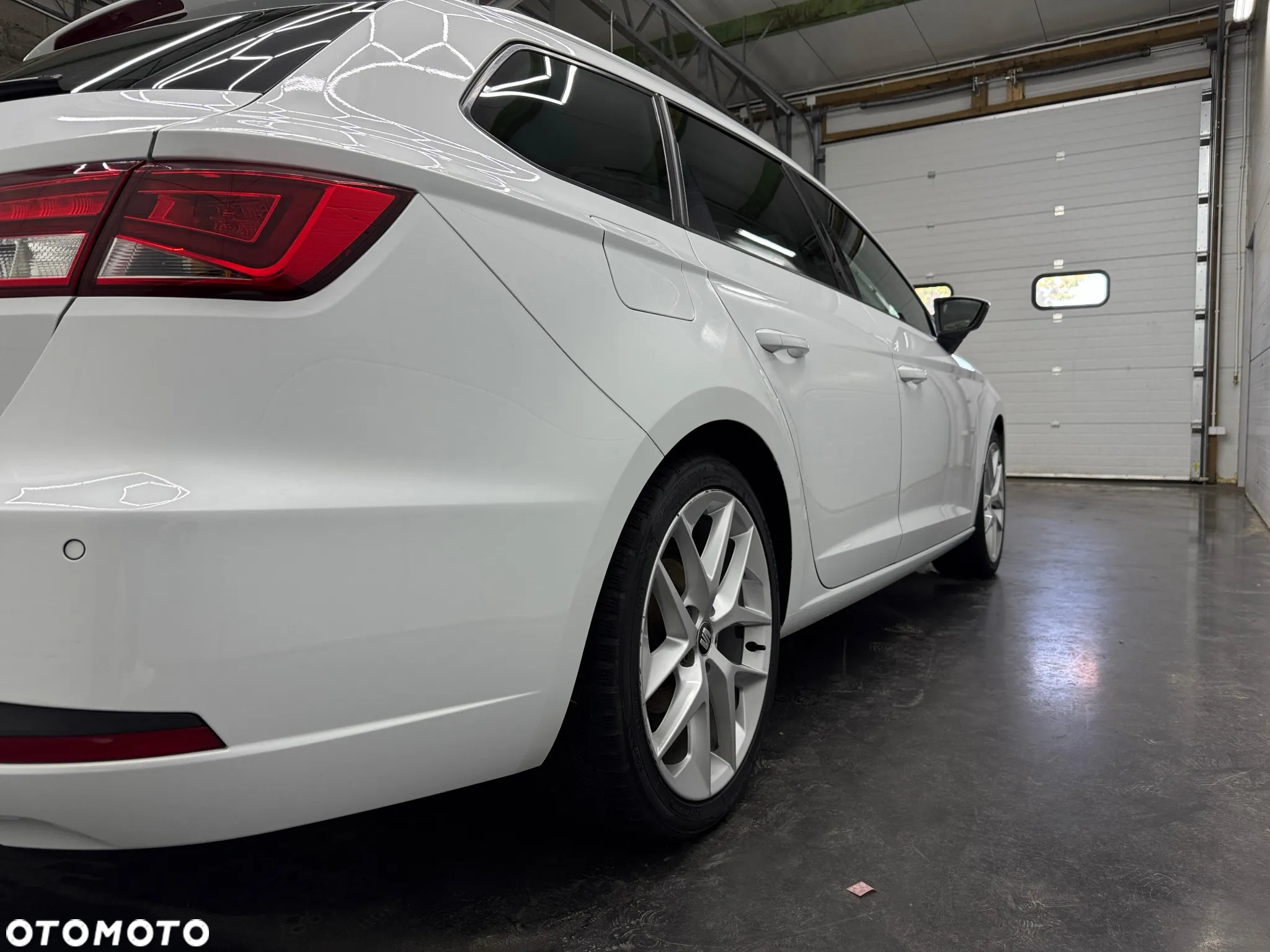 Seat Leon ST 1.8 TSI Start&Stop DSG FR - 12