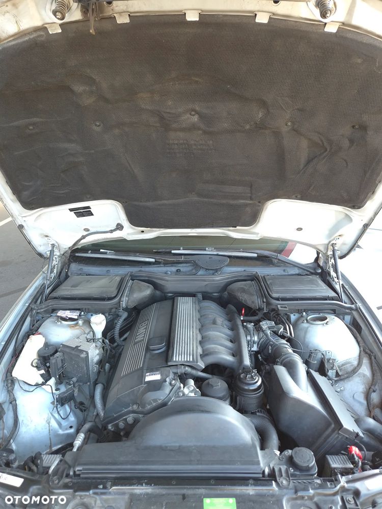 BMW Seria 5 - 14