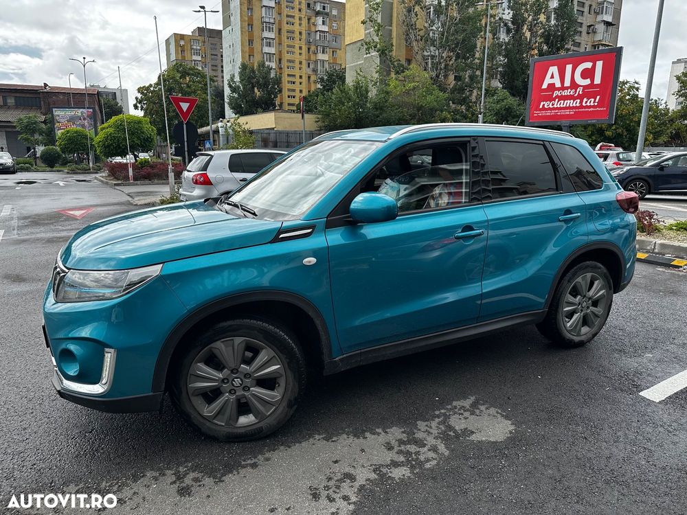 Suzuki Vitara 1.4 Boosterjet AllGrip MHEV Passion - 4
