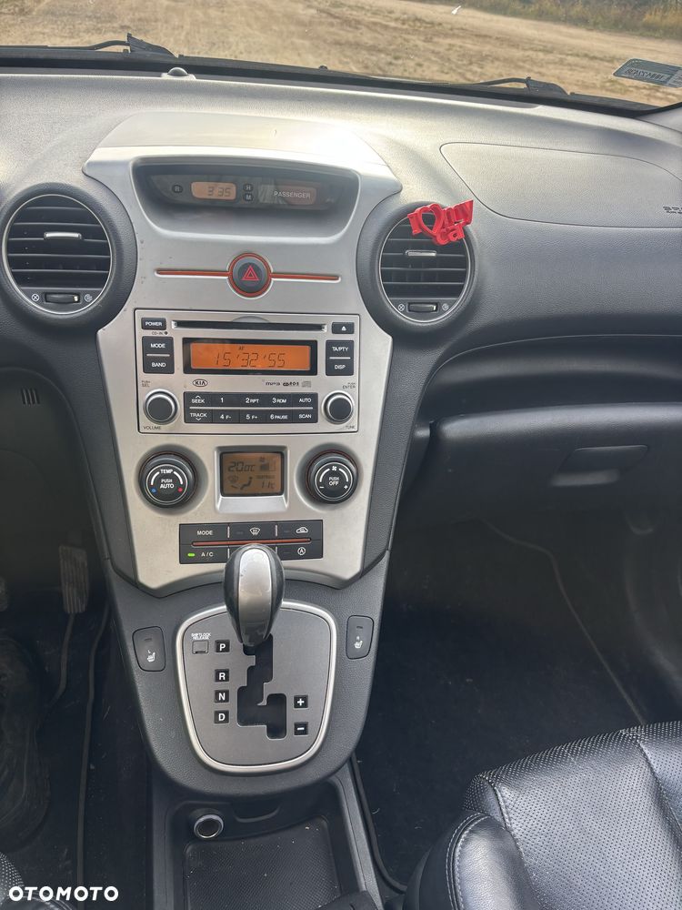Kia Carens - 6