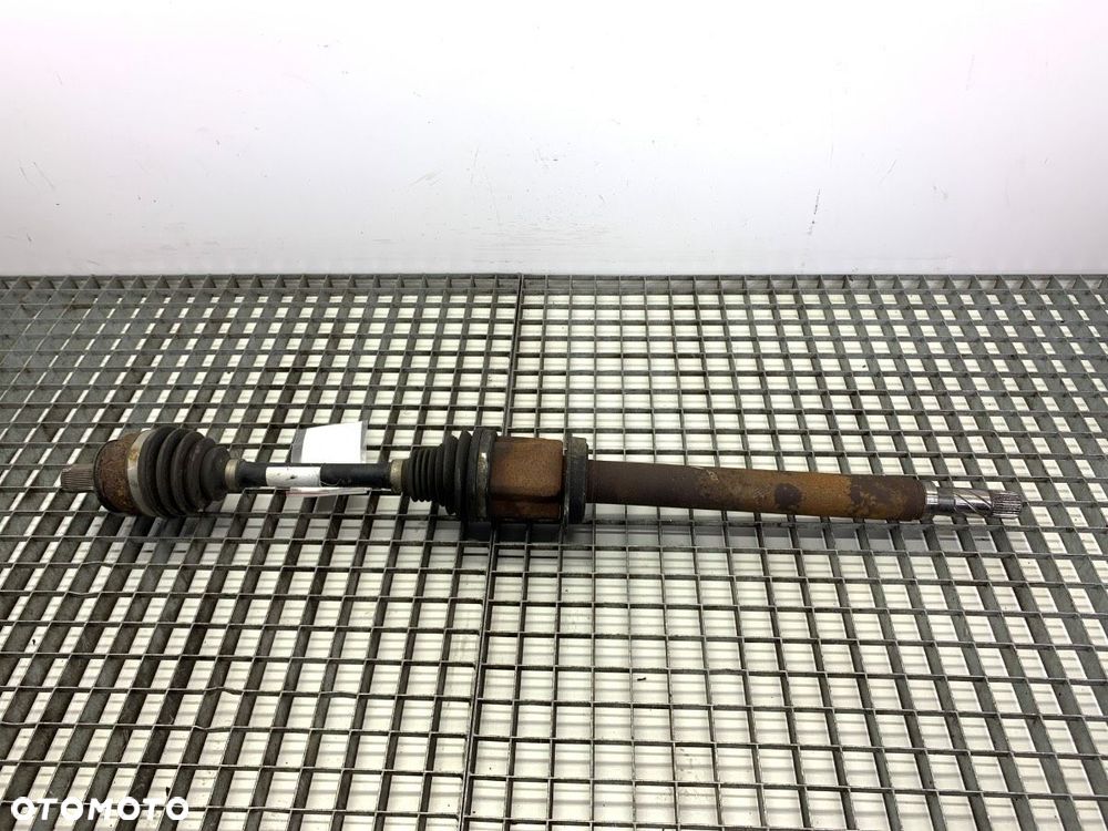 PÓŁOŚ PRAWY PRZÓD  VOLVO V60 I (155, 157) 2010 - 2018 D4 133 kW [181 KM] olej napędowy 2013 - - 1