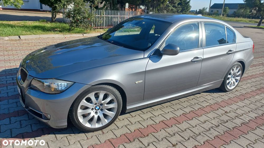 BMW Seria 3 335d DPF Edition Exclusive - 25