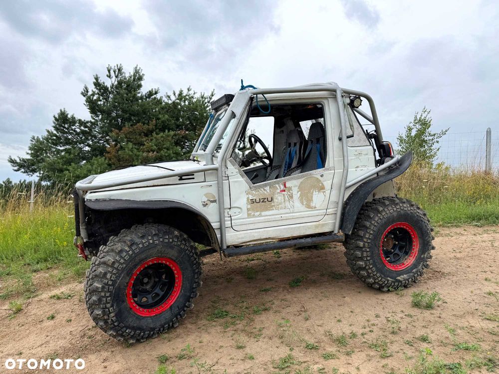 Suzuki Samurai - 3