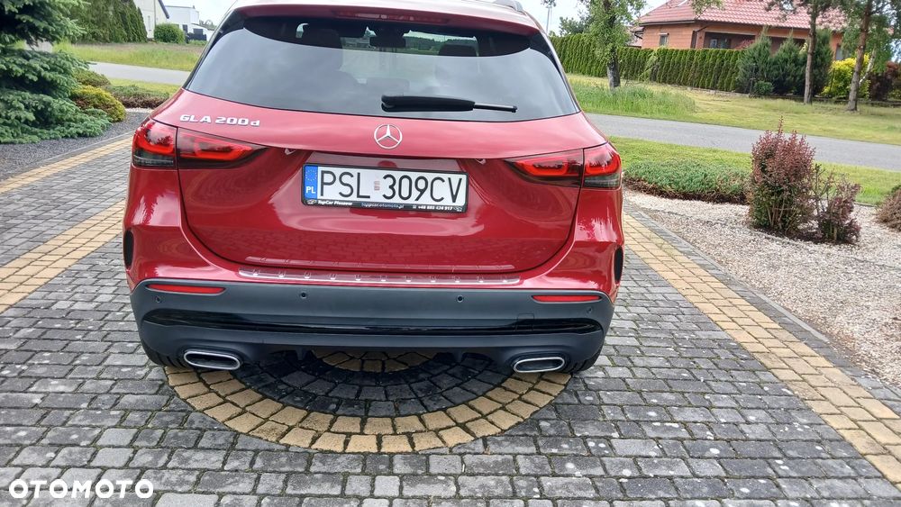 Mercedes-Benz GLA - 6