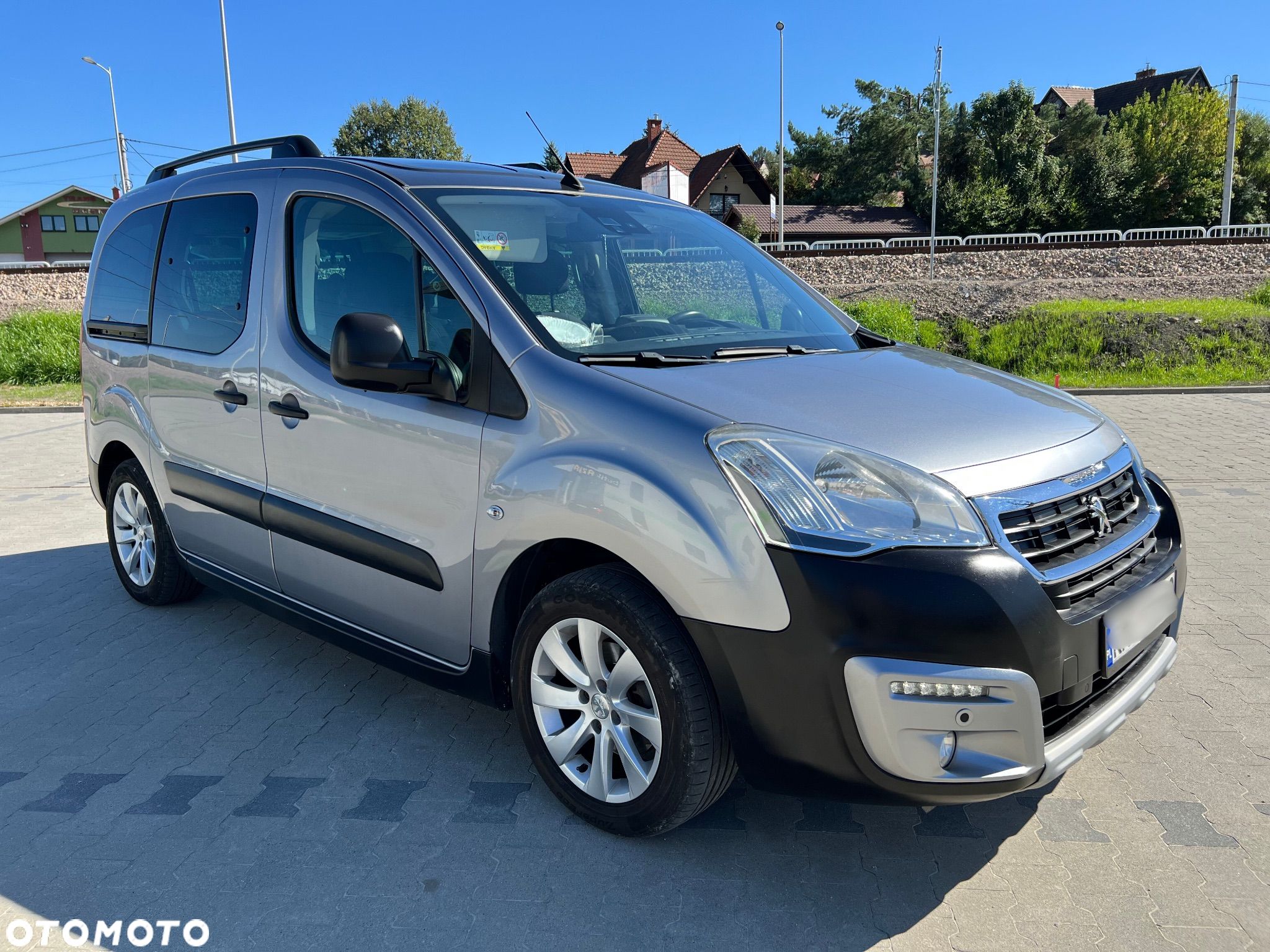 Peugeot Partner 1.6 BlueHDi Outdoor S&S - 1