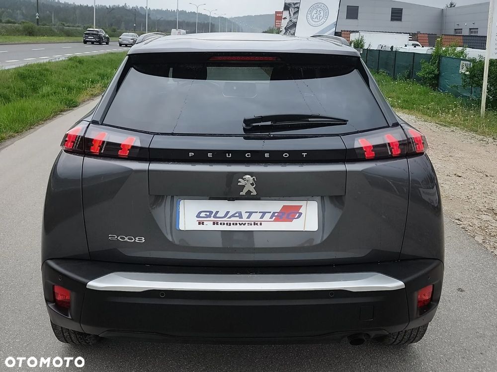 Peugeot 2008 - 7