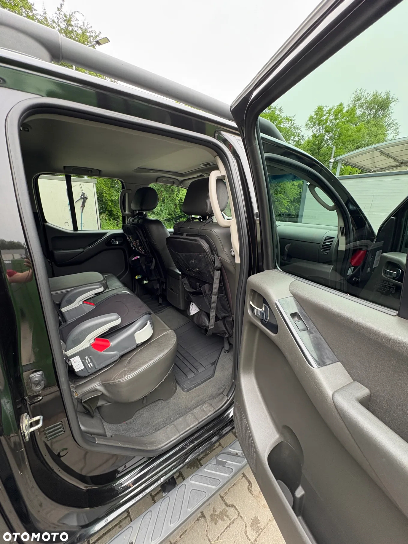 Nissan Navara 2.5 D Platinum - 15