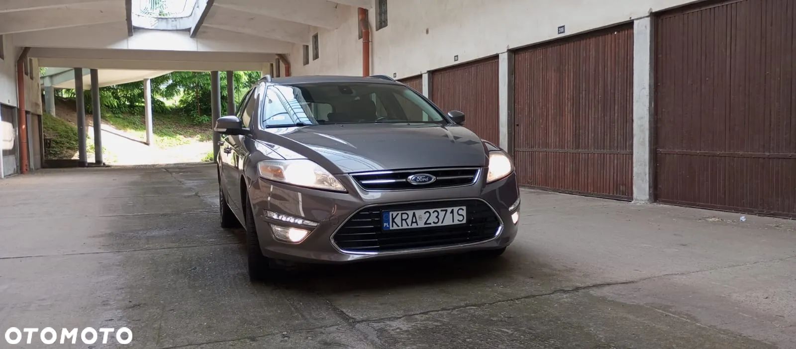 Ford Mondeo 2.0 TDCi Ambiente - 1