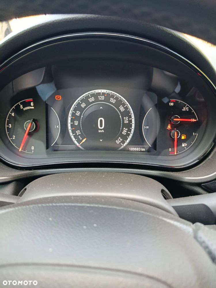 Opel Insignia 2.0 CDTI Cosmo S&S - 11
