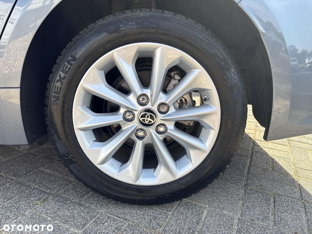 Toyota Corolla - 23