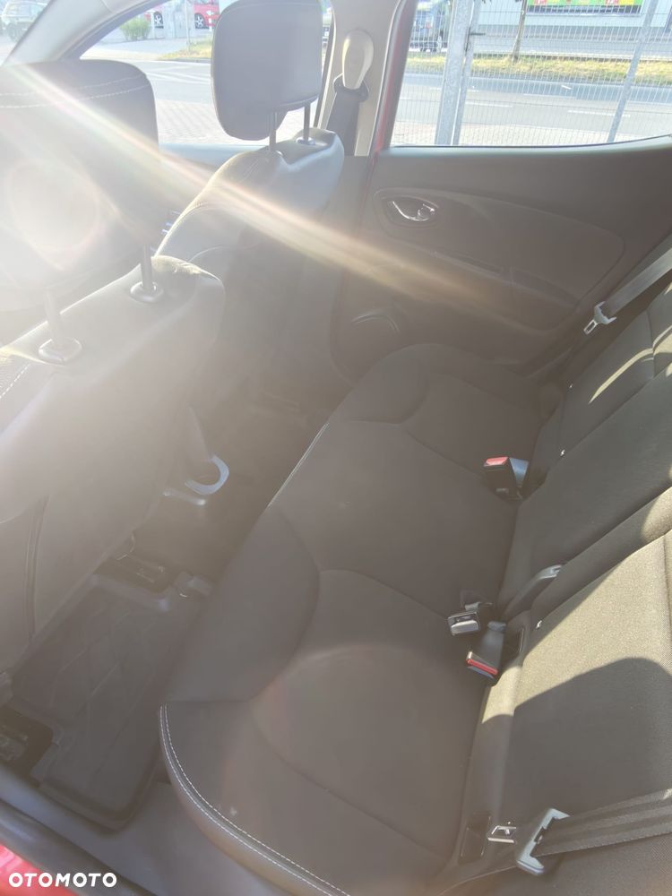 Renault Clio 1.2 16V Limited EU6 - 13
