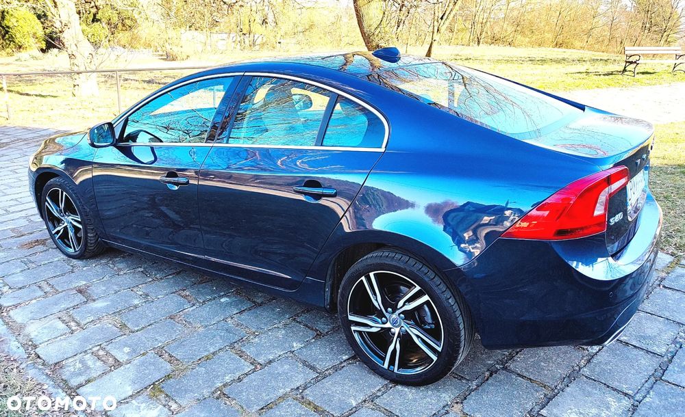 Volvo S60 D4 Drive-E Momentum - 11