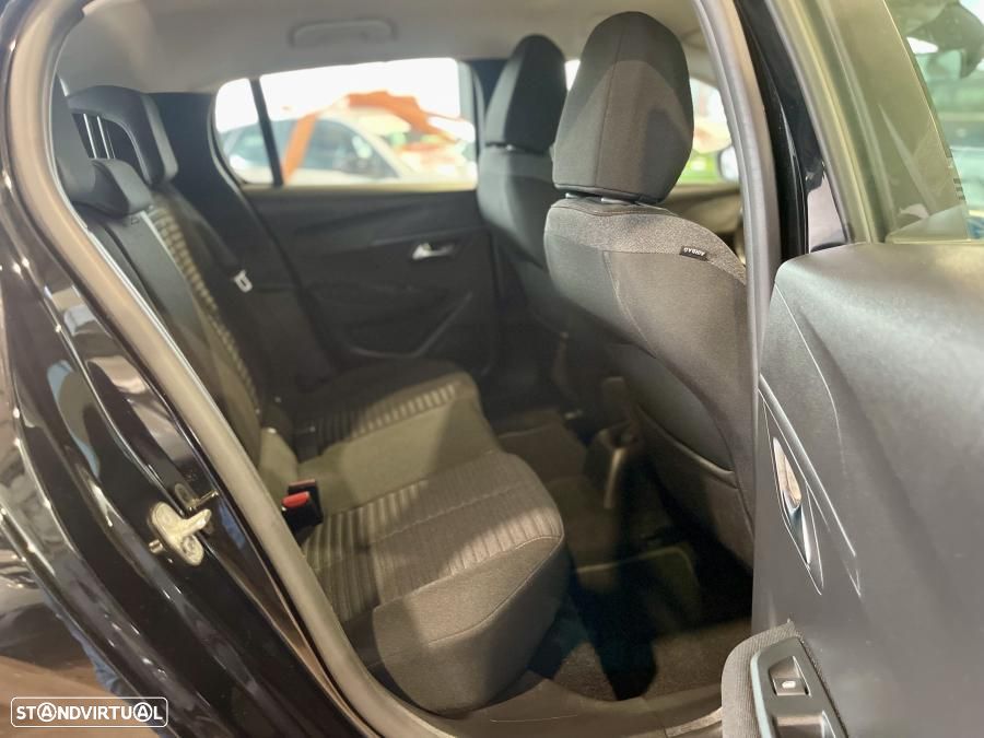 Peugeot 208 1.2 PureTech Active Pack - 22