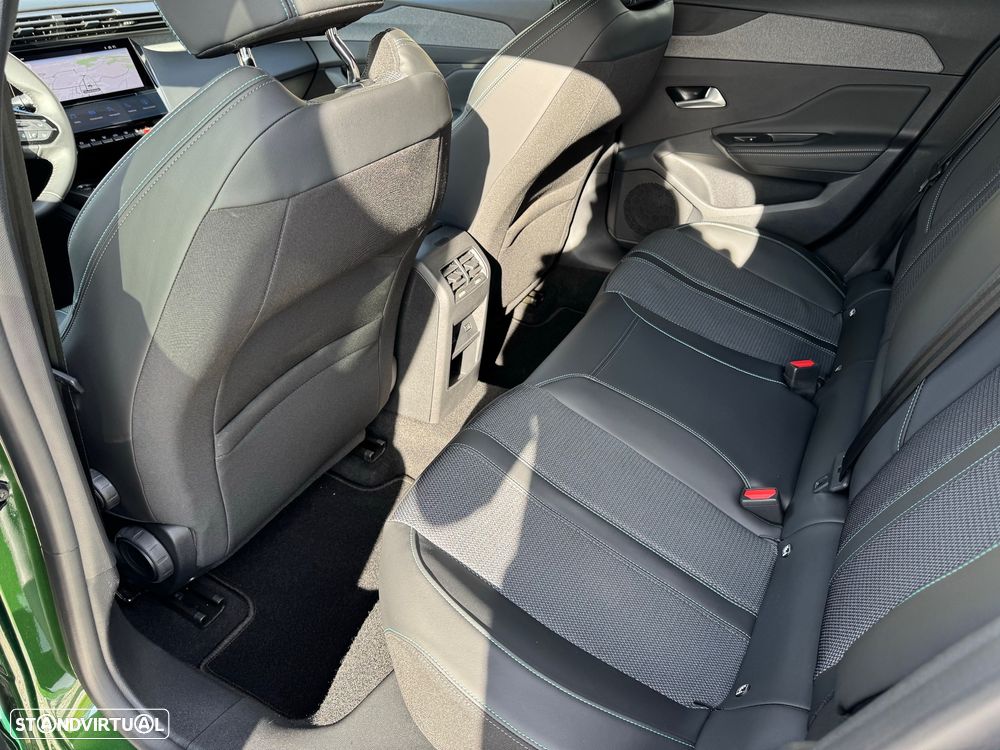 Peugeot e-308 Allure - 24