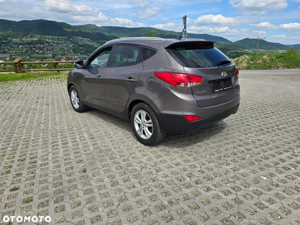 Hyundai ix35 - 11
